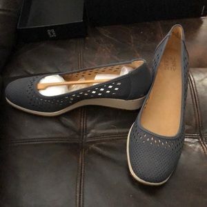 Naturalizer, Brina, wedge pumps, spring denim